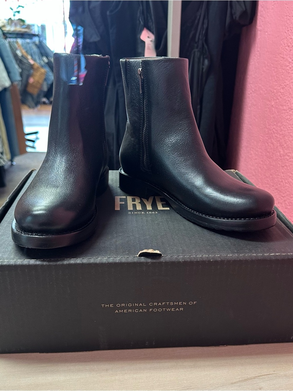 FRYE Veronica Chelsea Black Leather Zip Ankle Boots